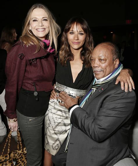 rashida jones fappening|Peggy Lipton, Actress And Mother Of Rashida Jones, Dies At 72